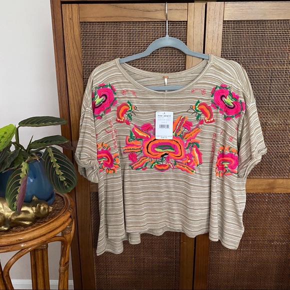 Free People • Catalunya Embroidered Strip Tee• NWT - Picture 3 of 10